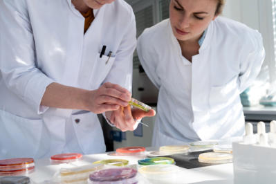 Microbiological Testing pharmaceuticals